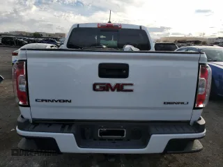 2018 GMC Canyon 4WD Denali with VIN 1GTG6EEN1J1107696, listed as a Copart auction lot 82138944 with 91,136 mi miles and Salvage Title. Bid and sale history available at carsss.com. Image 6.