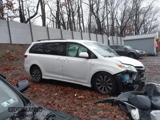 2020 Toyota Sienna LE с VIN 5TDJZ3DC6LS237433, выставлен на аукционе IAAI как лот 40948475 с пробегом 108 000 миль миль и . История ставок и продаж доступна на DreamBid. Изображение 14.