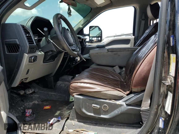 2019 Ford F-350 XL with VIN 1FT8W3DT0KEE63303, listed as a Copart auction lot 59960655 with Not provided miles and Salvage title. Bid and sale history available at DreamBid. Image 7.
