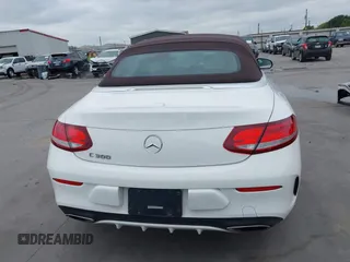 2017 Mercedes-Benz C 300 with VIN WDDWK4JB9HF529814, listed as a IAAI auction lot 42018870 with 39,062 mi miles and . Bid and sale history available at DreamBid. Image 17.