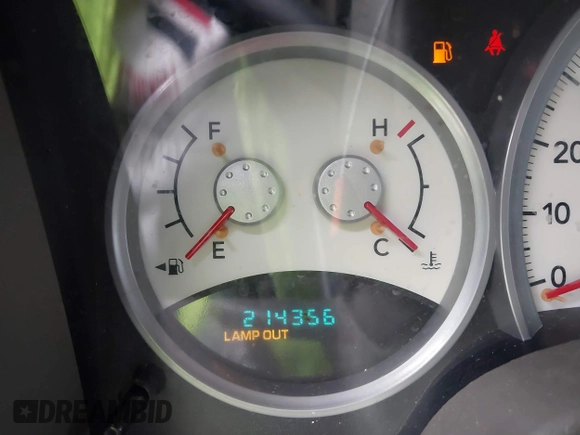 2004 Dodge Durango Limited with VIN 1D4HD58D04F140261, listed as a IAAI auction lot 41827253 with 214,356 mi miles and . Bid and sale history available at DreamBid. Image 7.