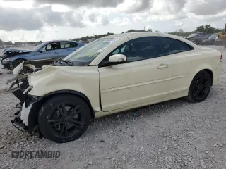 2009 Volvo C70 z VIN YV1MC67249J077376, wystawiony jako Copart lot #59806945 z przebiegiem 142 097 mil mil oraz Szkoda całkowita • Salvage title. Historia ofert i sprzedaży dostępna na DreamBid. Obrazek 1.