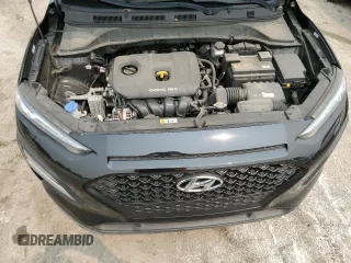2021 Hyundai Kona SE z VIN KM8K1CAA7MU735048, wystawiony jako Copart lot #58576795 z przebiegiem 65 857 mil mil oraz Czysty tytuł • Clean title. Historia ofert i sprzedaży dostępna na DreamBid. Obrazek 12.