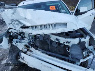 2019 Toyota Tundra SR5 z VIN 5TFAY5F12KX828829, wystawiony jako Copart lot #44032935 z przebiegiem Nie podano mil oraz Szkoda całkowita • Salvage title. Historia ofert i sprzedaży dostępna na DreamBid. Obrazek 12.
