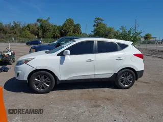 2015 Hyundai Tucson GLS with VIN KM8JT3AF9FU013178, listed as a IAAI auction lot 41846200 with 143,711 mi miles and . Bid and sale history available at DreamBid. Image 15.