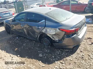 2019 Nissan Altima S with VIN 1N4BL4BV4KC138373, listed as a IAAI auction lot 41653121 with 177,398 mi miles and . Bid and sale history available at DreamBid. Image 3.