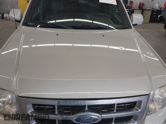 2008 Ford Escape Limited with VIN 1FMCU94198KC81333, listed as a IAAI auction lot 41824685 with 179,980 mi miles. Bid and sale history available at carsss.com. Image 14.