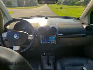2005 Volkswagen Beetle GLS with VIN 3VWCM31Y35M368133, listed as a Copart auction lot 64895155 with 70,954 mi miles and Clean title. Bid and sale history available at DreamBid. Image 9.