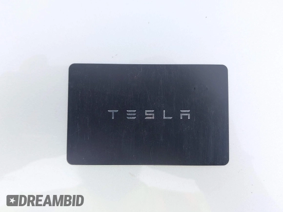 2024 Tesla Model Y Long Range with VIN 7SAYGDEE9RF199805, listed as a IAAI auction lot 42018221 with 7,359 mi miles. Bid and sale history available at carsss.com. Image 11.