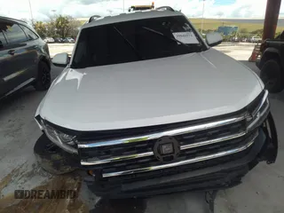 2022 Volkswagen Atlas SE z VIN 1V2WR2CA6NC544975, wystawiony jako IAAI lot #39643571 z przebiegiem 42 210 mil mil oraz . Historia ofert i sprzedaży dostępna na DreamBid. Obrazek 12.