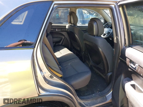 2012 Kia Sorento LX with VIN 5XYKT3A20CG188728, listed as a IAAI auction lot 41710733 with 141,109 mi miles. Bid and sale history available at carsss.com. Image 8.