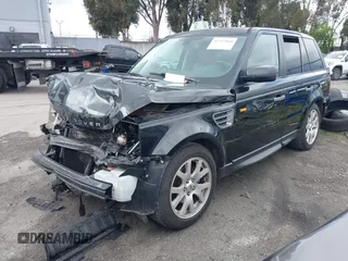 2008 Land Rover Range Rover Sport HSE z VIN SALSF25428A182930, wystawiony jako IAAI lot #41753860 z przebiegiem Nie podano mil oraz . Historia ofert i sprzedaży dostępna na DreamBid. Obrazek 2.