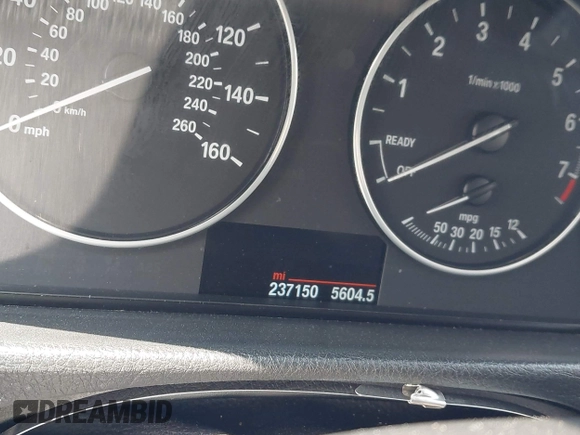 2014 BMW 3 Series 328i xDrive с VIN WBA3B5C58EP543698, выставлен на аукционе IAAI как лот 42417625 с пробегом 237 150 миль миль и . История ставок и продаж доступна на DreamBid. Изображение 14.