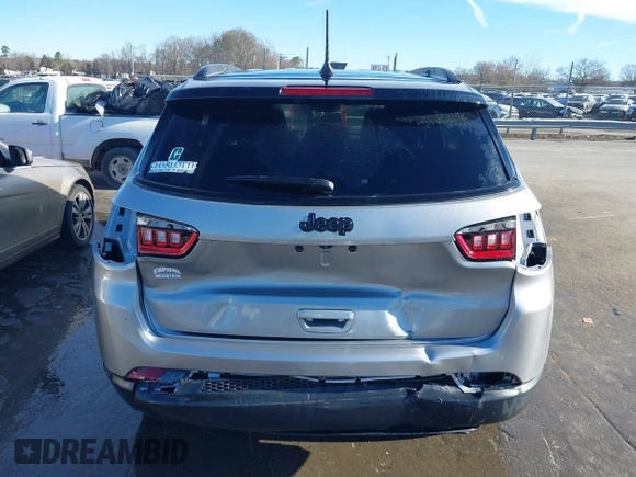 2022 Jeep Compass Latitude with VIN 3C4NJCBB9NT187946, listed as a IAAI auction lot 41675926 with 25,506 mi miles and . Bid and sale history available at carsss.com. Image 17.