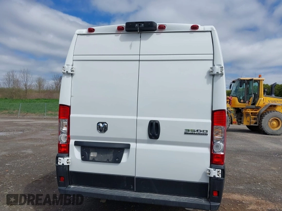 2025 Ram ProMaster Cargo Tradesman with VIN 3C6MRVJG3SE504821, listed as a IAAI auction lot 42150693 with 10,828 mi miles and . Bid and sale history available at DreamBid. Image 17.