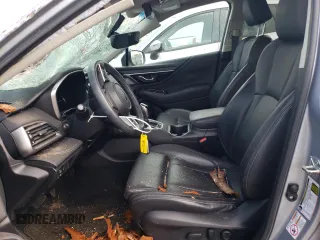 2020 Subaru Outback Limited z VIN 4S4BTANC9L3151118, wystawiony jako Copart lot #53000025 z przebiegiem Nie podano mil oraz Szkoda całkowita • Salvage title. Historia ofert i sprzedaży dostępna na DreamBid. Obrazek 7.