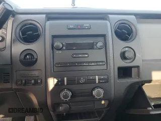 2013 Ford F-150 XL с VIN 1FTMF1CM4DKG33728, выставлен на аукционе Copart как лот 64748875 с пробегом 61 417 миль миль и Списание • Salvage title. История ставок и продаж доступна на DreamBid. Изображение 10.