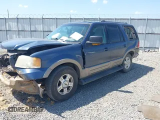 2003 Ford Expedition Eddie Bauer с VIN 1FMEU17L53LA36765, выставлен на аукционе IAAI как лот 42317731 с пробегом 141 861 миль миль и . История ставок и продаж доступна на DreamBid. Изображение 17.