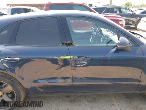 2016 Porsche Macan S с VIN WP1AB2A5XGLB57403, выставлен на аукционе IAAI как лот 41923867 с пробегом 51 463 миль миль и . История ставок и продаж доступна на DreamBid. Изображение 13.