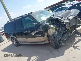 2007 Ford Expedition Max Eddie Bauer с VIN 1FMFK17587LA82723, выставлен на аукционе IAAI как лот 42323116 с пробегом 253 177 миль миль и . История ставок и продаж доступна на DreamBid. Изображение 13.