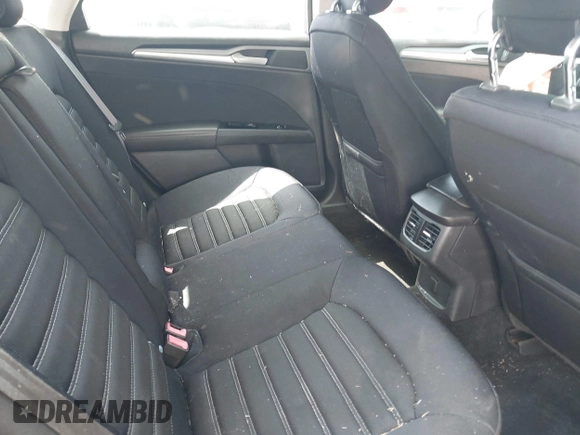 2013 Ford Fusion SE with VIN 3FA6P0H70DR225313, listed as a IAAI auction lot 42210008 with 70,267 mi miles and . Bid and sale history available at DreamBid. Image 8.