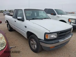 1994 Mazda B-Series Truck LE z VIN 4F4CR16X1RTM53947, wystawiony jako IAAI lot #42397523 z przebiegiem 122 178 mil mil oraz . Historia ofert i sprzedaży dostępna na DreamBid. Obrazek 1.
