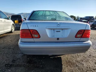 1998 Mercedes-Benz E-Class with VIN WDBJF65F0WA555650, listed as a Copart auction lot 44067875 with 133,145 mi miles and Salvage Title. Bid and sale history available at carsss.com. Image 6.