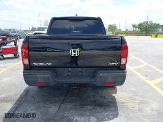 2018 Honda Ridgeline Black Edition with VIN 5FPYK3F81JB017220, listed as a IAAI auction lot 42092874 with 95,159 mi miles. Bid and sale history available at carsss.com. Image 16.