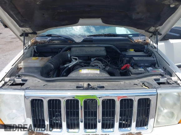 2009 Jeep Commander Sport with VIN 1J8HH48K89C550446, listed as a IAAI auction lot 42505106 with 124,299 mi miles and . Bid and sale history available at DreamBid. Image 10.