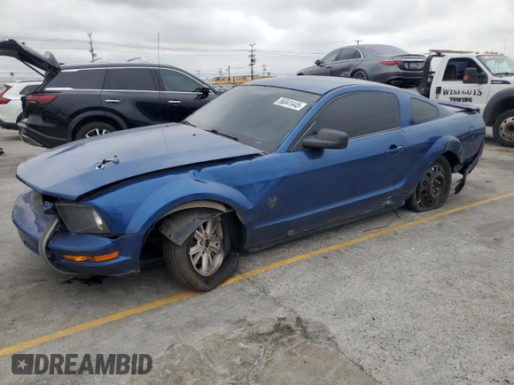 2009 Ford Mustang with VIN 1ZVHT80N495120434, listed as a Copart auction lot 56041445 with 176,625 mi miles and Clean Title. Bid and sale history available at carsss.com. Image 1.