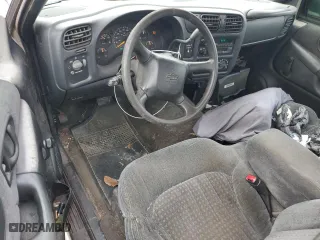1999 Chevrolet S-10 LS with VIN 1GCCS19X3XK236086, listed as a Copart auction lot 79175574 with 181,975 mi miles and Salvage Title. Bid and sale history available at carsss.com. Image 8.