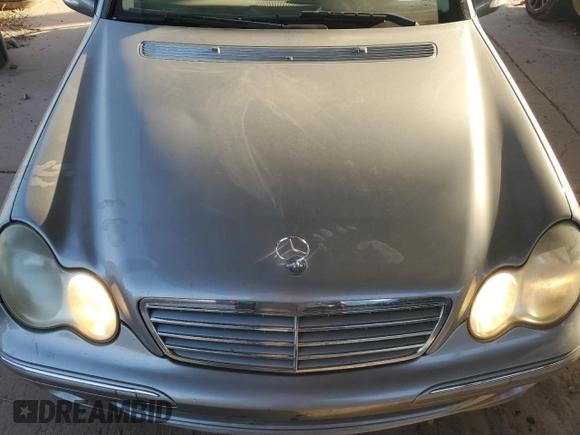 2006 Mercedes-Benz C 280 Luxury with VIN WDBRF54H76A822296, listed as a Copart auction lot 44779465 with 212,600 mi miles and Salvage Title. Bid and sale history available at DreamBid. Image 13.