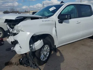 2024 Chevrolet Silverado 1500 RST with VIN 1GCUDEED5RZ182527, listed as a IAAI auction lot 41507061 with 5,169 mi miles. Bid and sale history available at carsss.com. Image 6.
