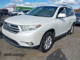2013 Toyota Highlander with VIN 5TDZA3EH2DS038661, listed as a IAAI auction lot 40925630 with 143,773 mi miles and . Bid and sale history available at DreamBid. Image 18.