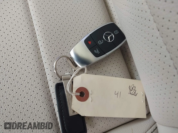 2022 Mercedes-Benz GLE 350 with VIN 4JGFB4KB9NA710781, listed as a IAAI auction lot 41723343 with 47,316 mi miles and . Bid and sale history available at DreamBid. Image 11.