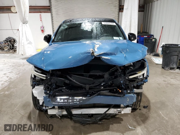 2023 Volvo C40 Plus с VIN YV4ED3GLXP2049195, выставлен на аукционе Copart как лот 53802765 с пробегом 17 820 миль миль и Списание • Salvage title. История ставок и продаж доступна на DreamBid. Изображение 5.