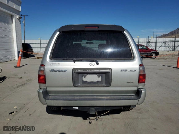2000 Toyota 4Runner SR5 with VIN JT3HN86RXY0262262, listed as a Copart auction lot 47325895 with 235,112 mi miles and Salvage Title. Bid and sale history available at carsss.com. Image 6.