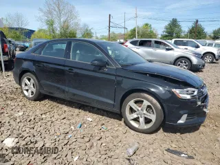 2018 Audi A3 Premium z VIN WAUB8GFFXJ1026829, wystawiony jako Copart lot #54714695 z przebiegiem 61 807 mil mil oraz Szkody całkowita. Historia ofert i sprzedaży dostępna na DreamBid. Obrazek 4.