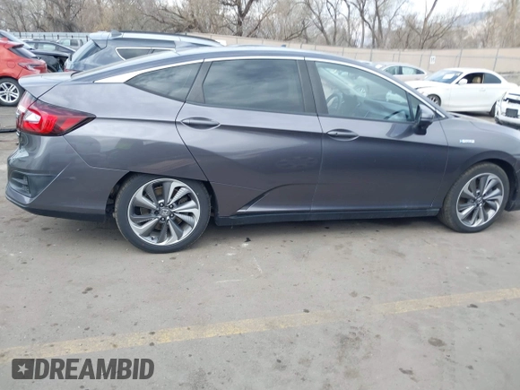 2019 Honda Clarity Plug-In Hybrid with VIN JHMZC5F18KC006818, listed as a IAAI auction lot 41905854 with 85,135 mi miles. Bid and sale history available at carsss.com. Image 13.