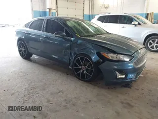 2019 Ford Fusion SEL with VIN 3FA6P0CD6KR145380, listed as a IAAI auction lot 40911980 with 58,825 mi miles. Bid and sale history available at carsss.com. Image 1.