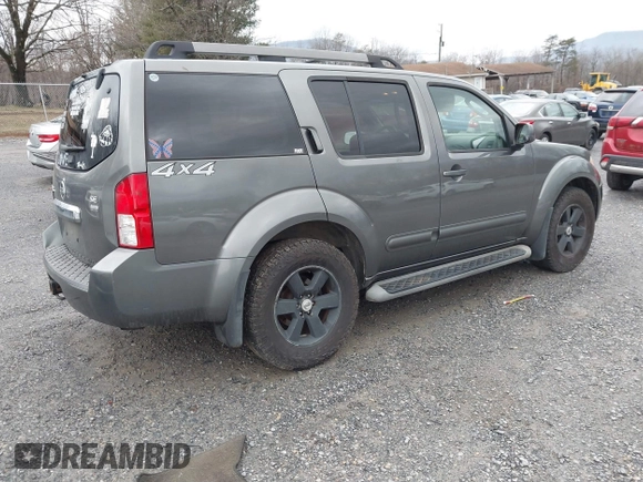 2008 Nissan Pathfinder S z VIN 5N1AR18B48C650137, wystawiony jako IAAI lot #41467663 z przebiegiem 300 846 mil mil oraz . Historia ofert i sprzedaży dostępna na DreamBid. Obrazek 4.