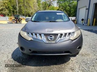 2009 Nissan Murano SL z VIN JN8AZ18W79W201675, wystawiony jako Copart lot #52862485 z przebiegiem 190 153 mil mil oraz Czysty tytuł • Clean title. Historia ofert i sprzedaży dostępna na DreamBid. Obrazek 5.