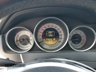 2012 Mercedes-Benz C 300 Sport z VIN WDDGF8BB4CA701042, wystawiony jako Copart lot #56506425 z przebiegiem 153 822 mil mil oraz Szkoda całkowita • Salvage title. Historia ofert i sprzedaży dostępna na DreamBid. Obrazek 9.