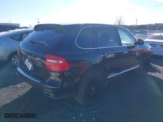 2008 Porsche Cayenne with VIN WP1AA29P28LA15721, listed as a IAAI auction lot 41406757 with 156,409 mi miles. Bid and sale history available at carsss.com. Image 4.