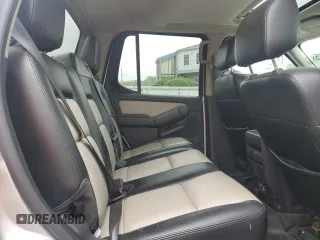 2007 Ford Explorer Sport Trac Limited z VIN 1FMEU53817UA11841, wystawiony jako Copart lot #60358315 z przebiegiem 142 789 mil mil oraz Czysty tytuł • Clean title. Historia ofert i sprzedaży dostępna na DreamBid. Obrazek 10.