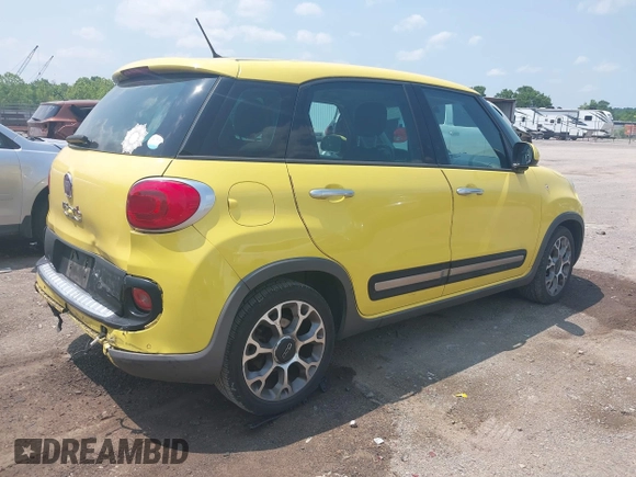 2014 FIAT 500L Trekking with VIN ZFBCFADH3EZ018967, listed as a IAAI auction lot 42399059 with 153,003 mi miles and . Bid and sale history available at DreamBid. Image 4.
