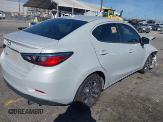 2019 Toyota Yaris L с VIN 3MYDLBYVXKY515604, выставлен на аукционе IAAI как лот 41693398 с пробегом 81 797 миль миль и . История ставок и продаж доступна на DreamBid. Изображение 4.