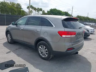 2016 Kia Sorento LX with VIN 5XYPG4A36GG171527, listed as a IAAI auction lot 41872641 with 95,012 mi miles and . Bid and sale history available at DreamBid. Image 3.