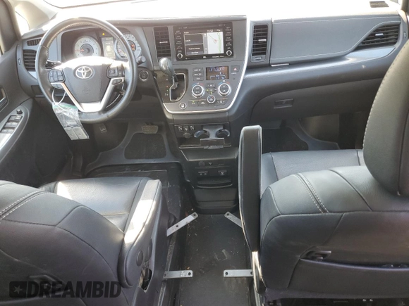 2020 Toyota Sienna SE with VIN 5TDXZ3DC9LS050441, listed as a Copart auction lot 77310274 with 43,452 mi miles and Salvage Title. Bid and sale history available at carsss.com. Image 8.