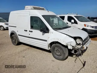 2013 Ford Transit Connect XL z VIN NM0LS7AN3DT146307, wystawiony jako Copart lot #62380815 z przebiegiem Nie podano mil oraz Szkoda całkowita • Salvage title. Historia ofert i sprzedaży dostępna na DreamBid. Obrazek 4.